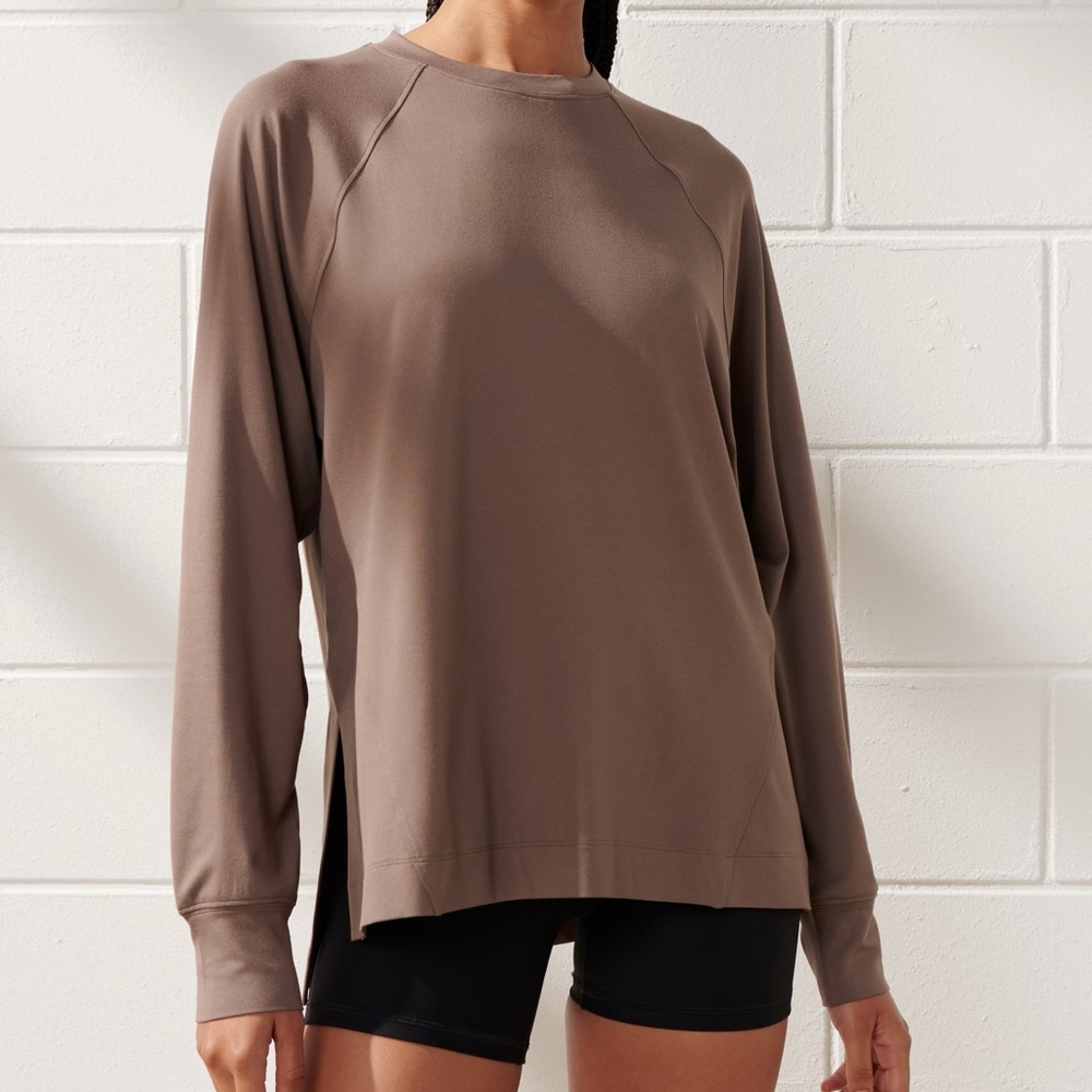 YPB powerSOFT Long-Sleeve Easy Tee Size S Abercrombie